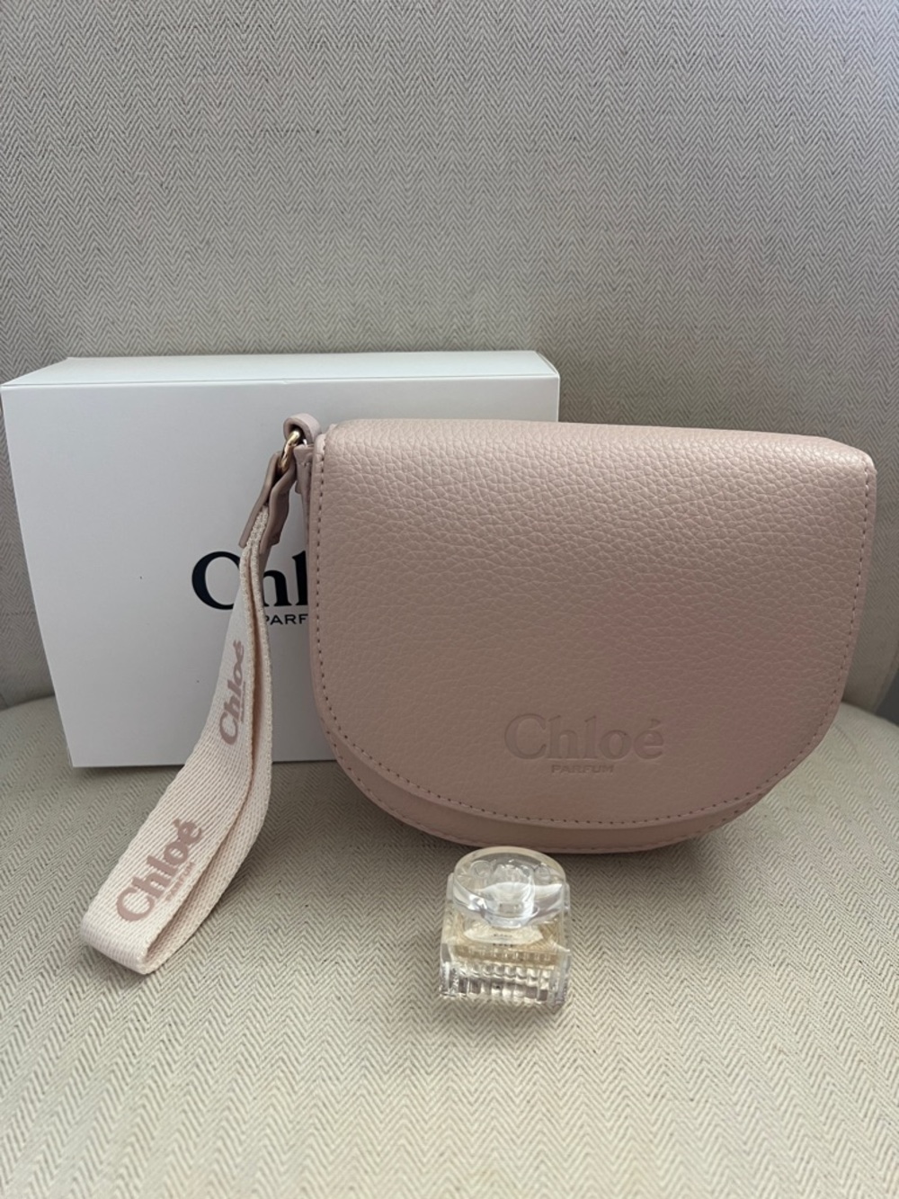 Chloe Parfum Blush Pink Wristlet